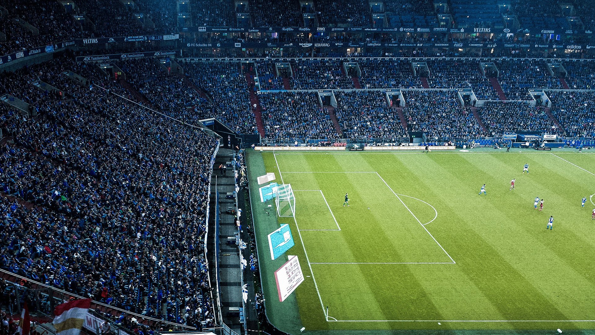 开云体育场-球场风采：运动员在比赛中的精彩表现，球场上的风采怎么形容句子